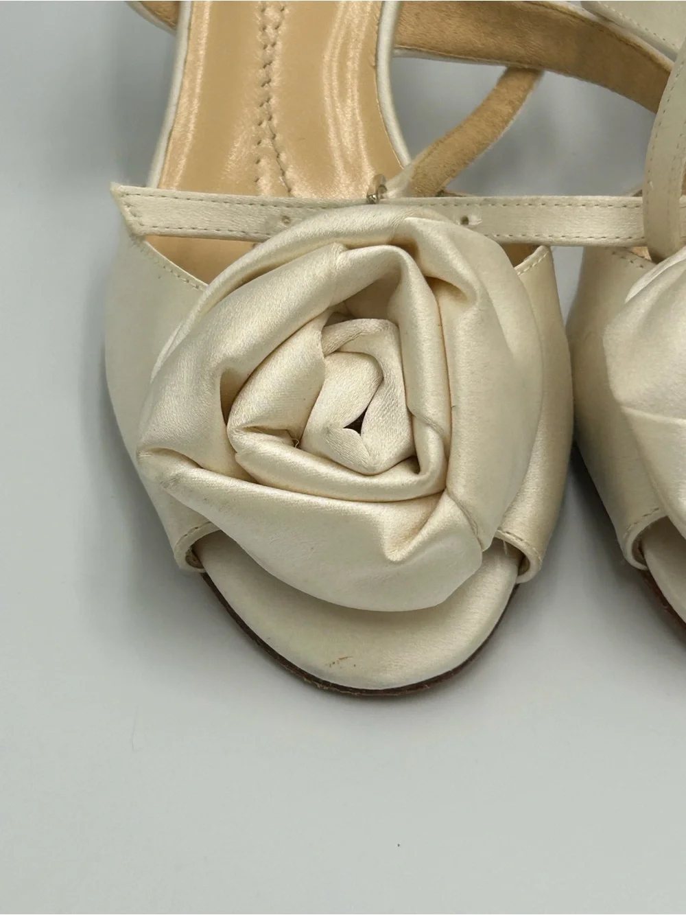 Kate Spade Satin Rosette Slingback Heels Rose Open Toe Size 5.5 B Silk